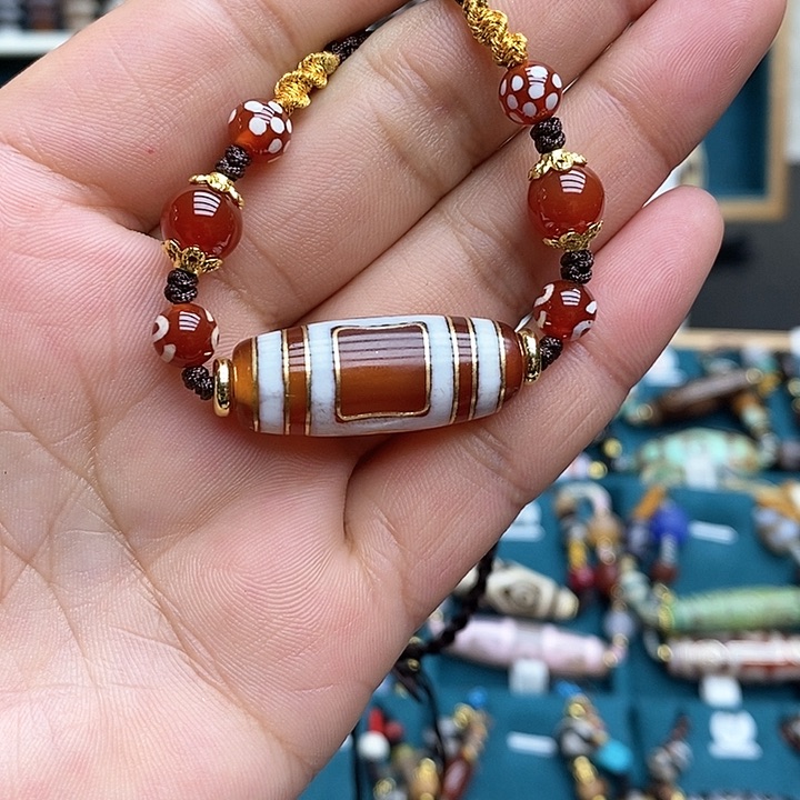 玛瑙/玉髓颈饰合金