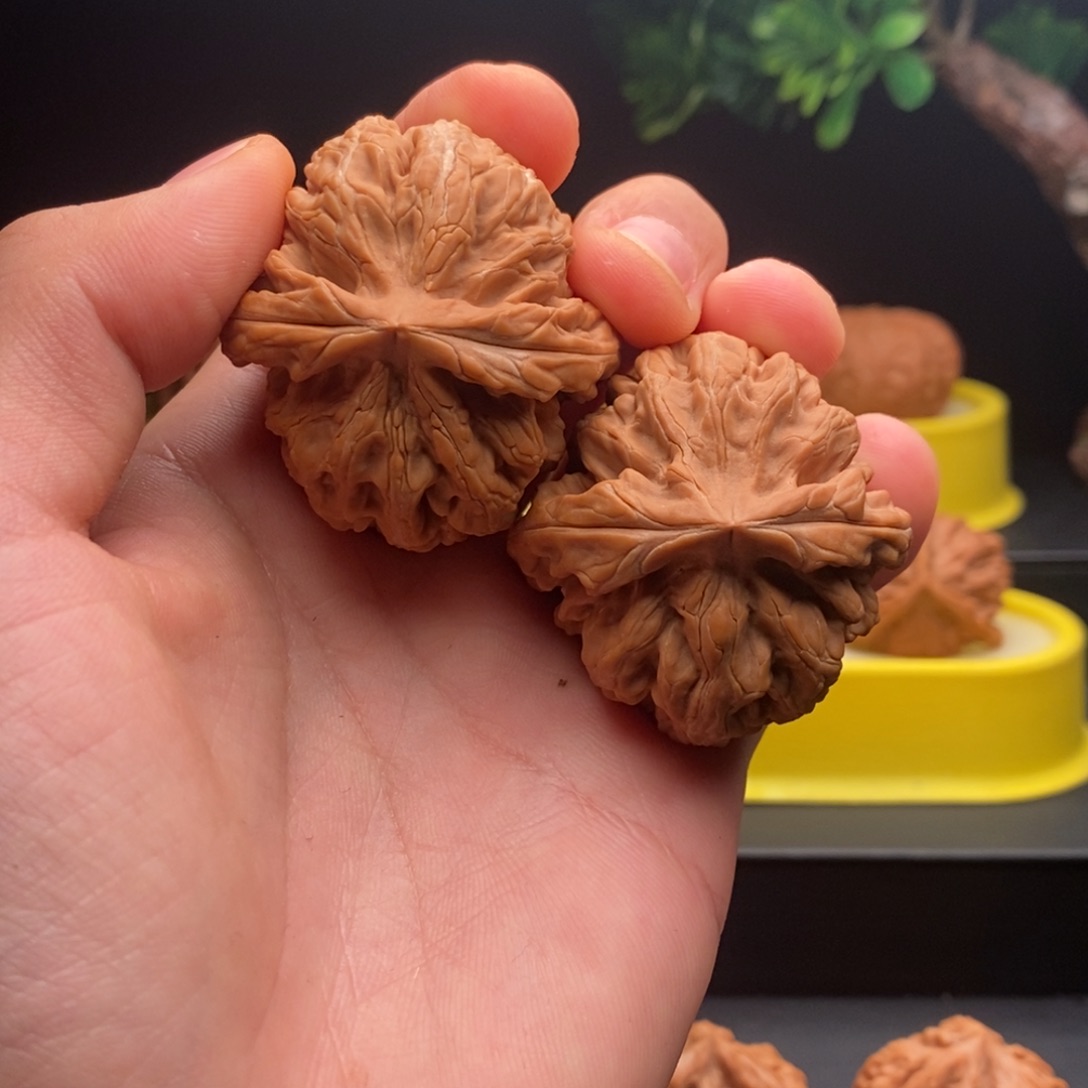 把件文玩核桃L****生红锦鲤43