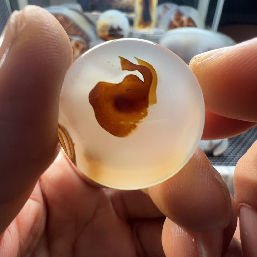 未镶嵌玛瑙/玉髓珠宝奇石