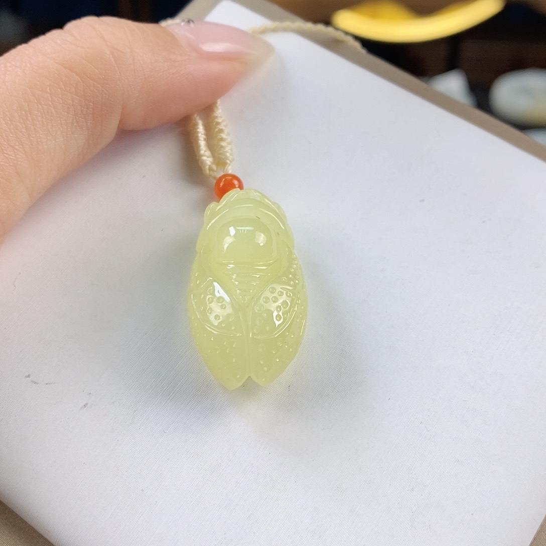 颈饰未镶嵌和田玉