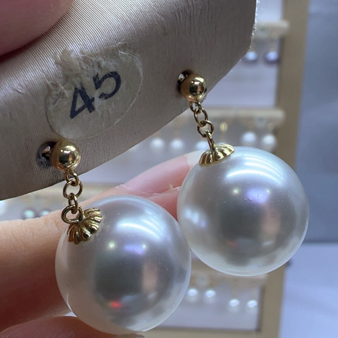 18K金镶嵌淡水珍珠耳饰