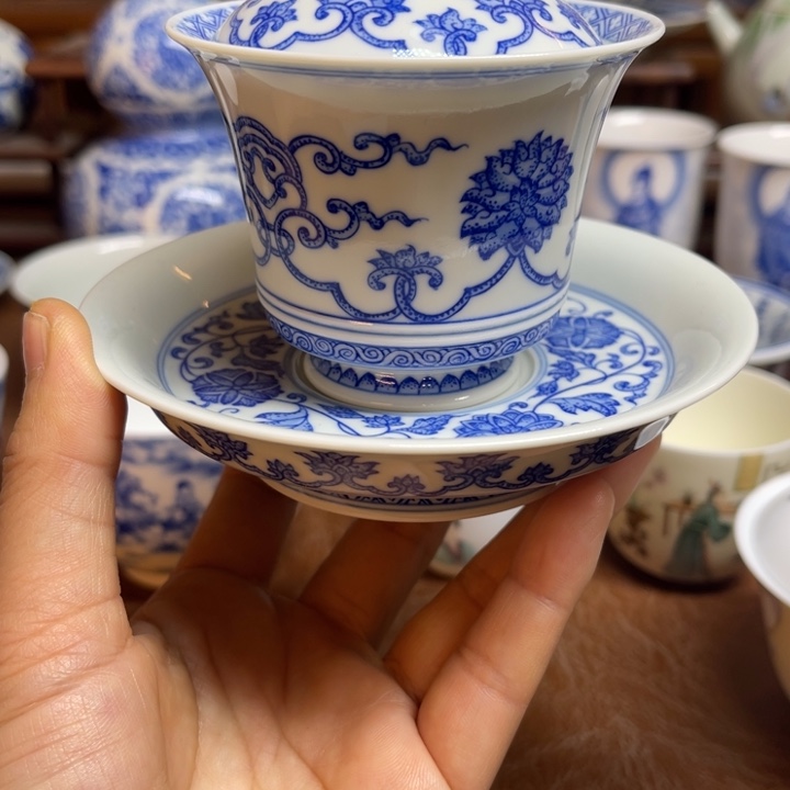 杯y****i今天晚上的月亮好美