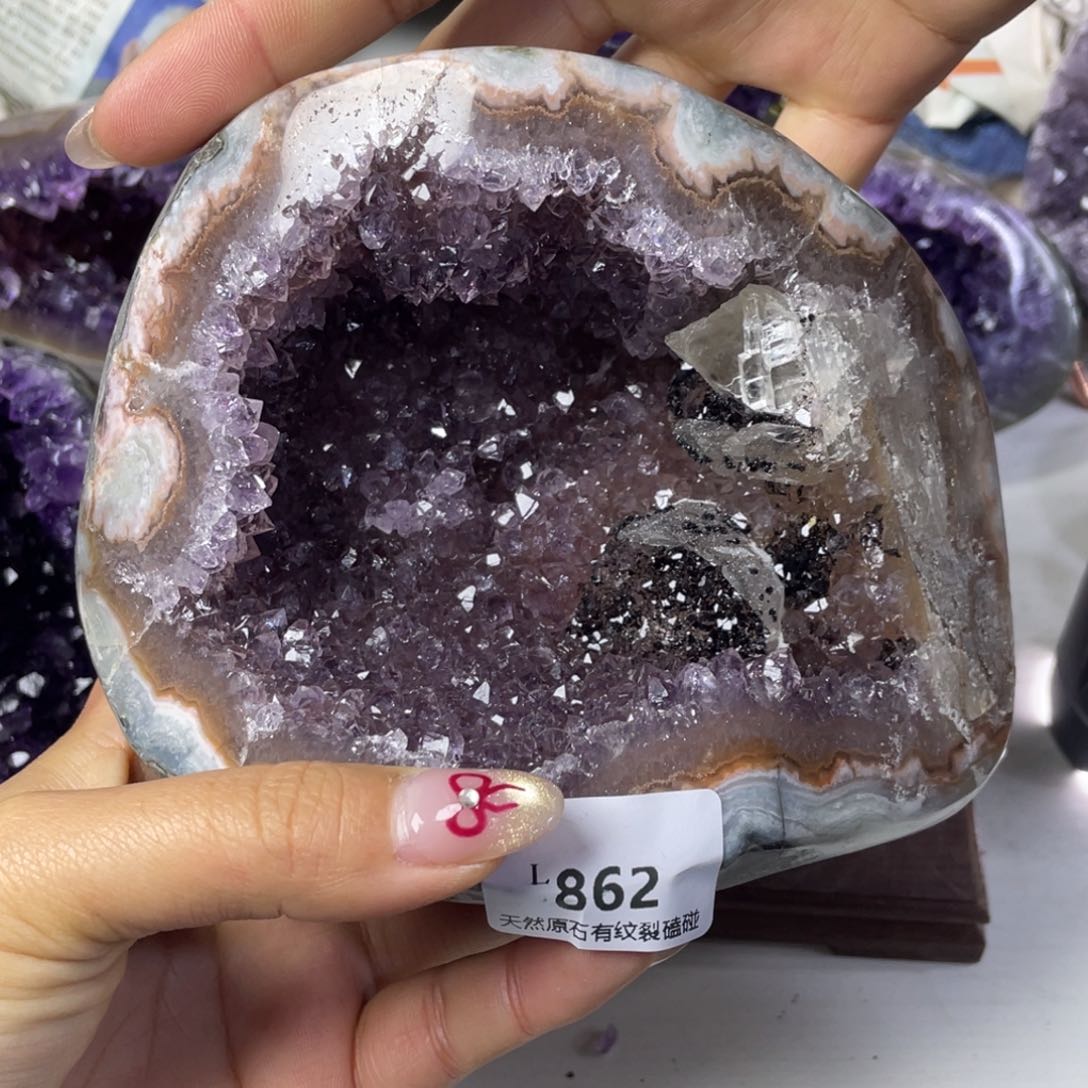 紫晶大型摆件（非配饰）未镶嵌