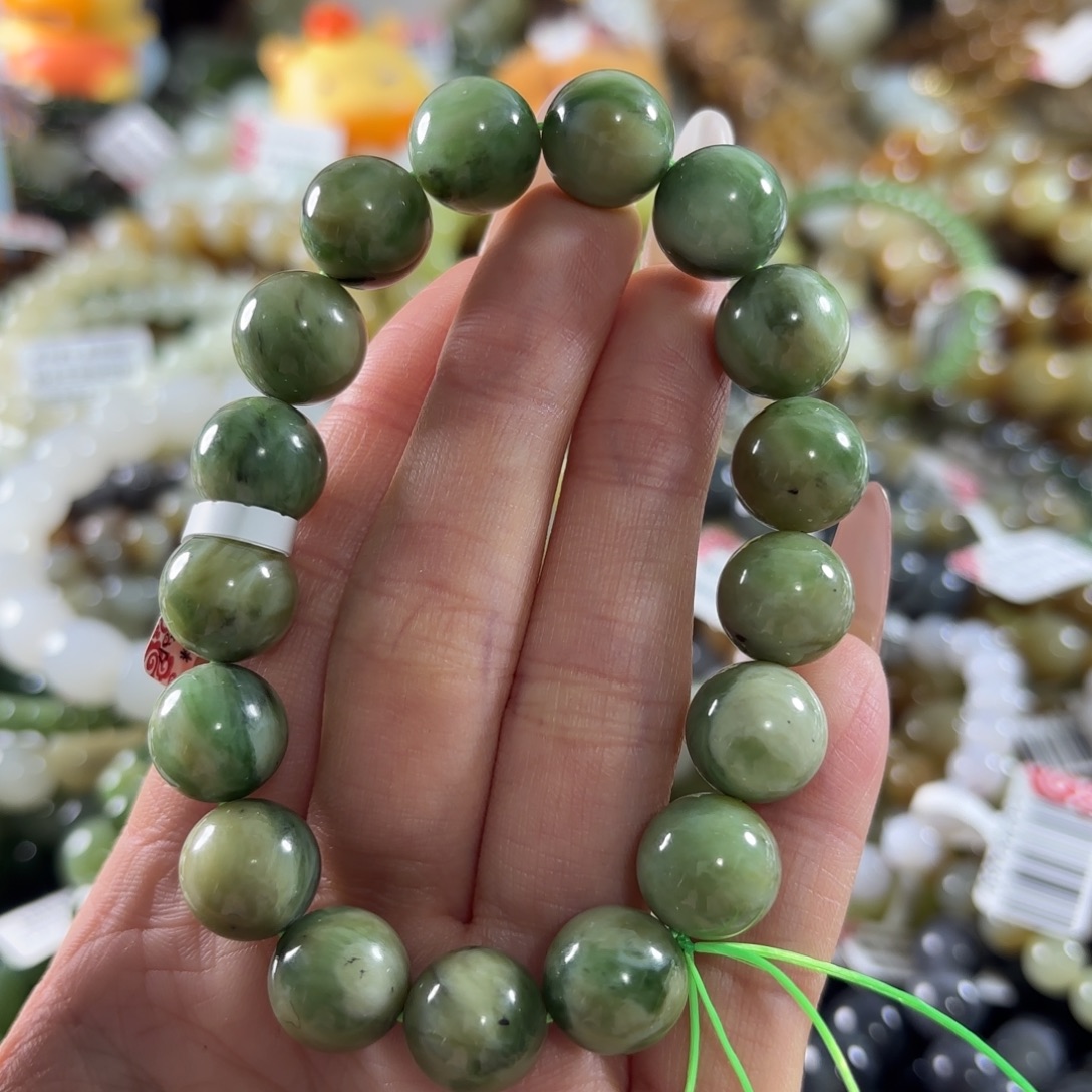 和田玉未镶嵌手串180