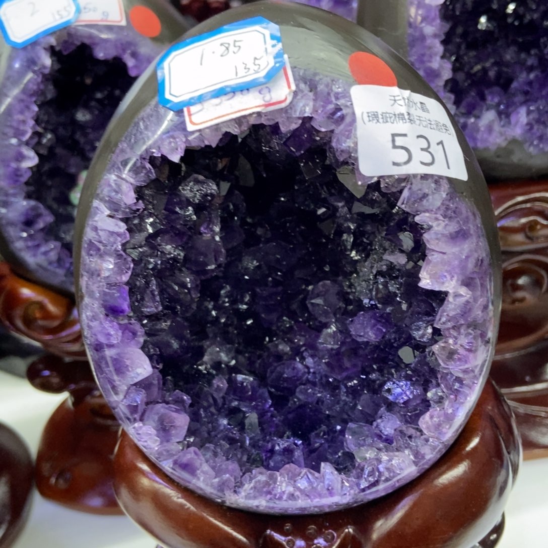 紫晶未镶嵌大型摆件（非配饰）清