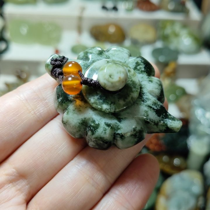 岫玉把把胡手把件未镶嵌?**?