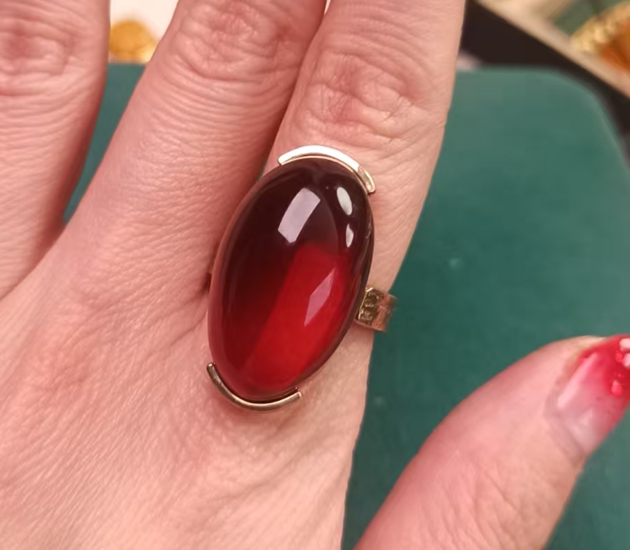 925银镶嵌琥珀戒指