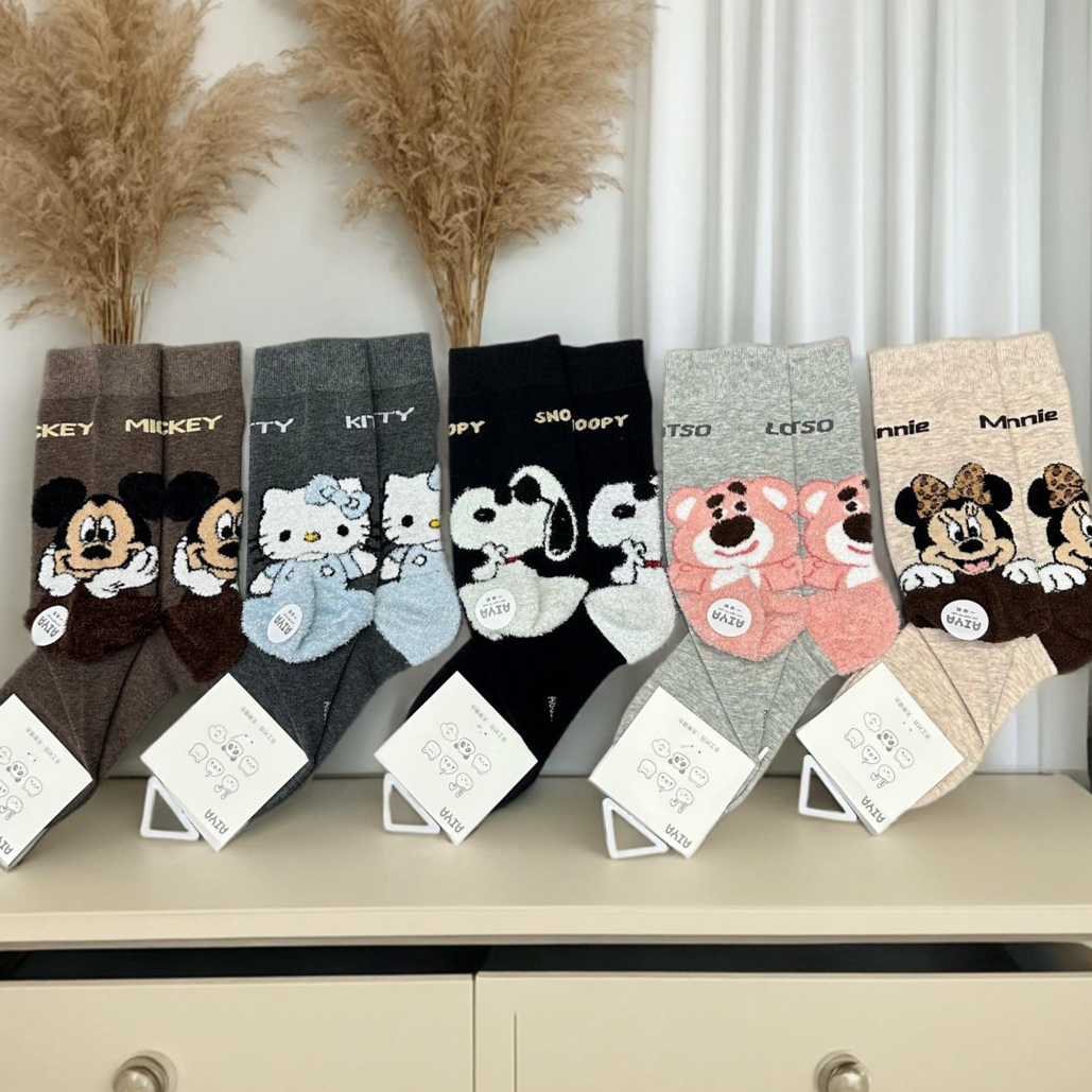 女款一体机立体脚后跟秋冬羽毛纱工艺卡通图案加高加厚款5双袜子