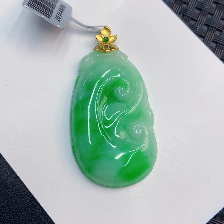 翡翠颈饰18K金镶嵌天然翡翠