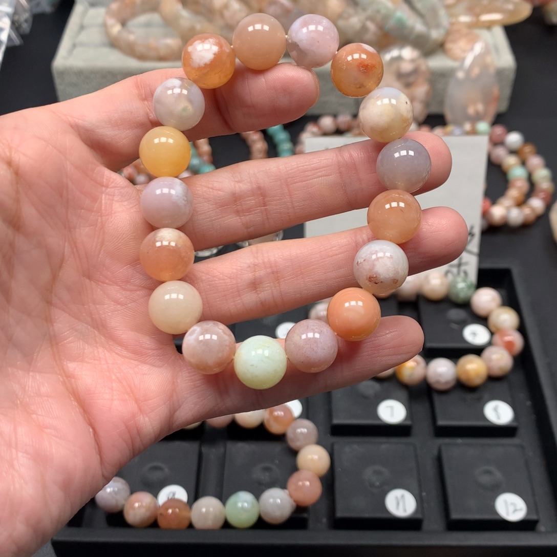 用***1玛瑙/玉髓未镶嵌手链