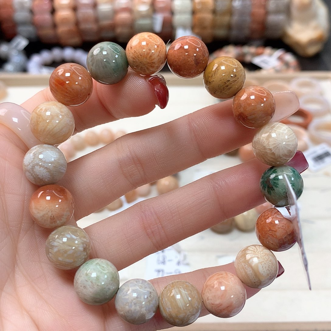 硅化珊瑚（珊瑚玉）手链未镶嵌坚**敢988