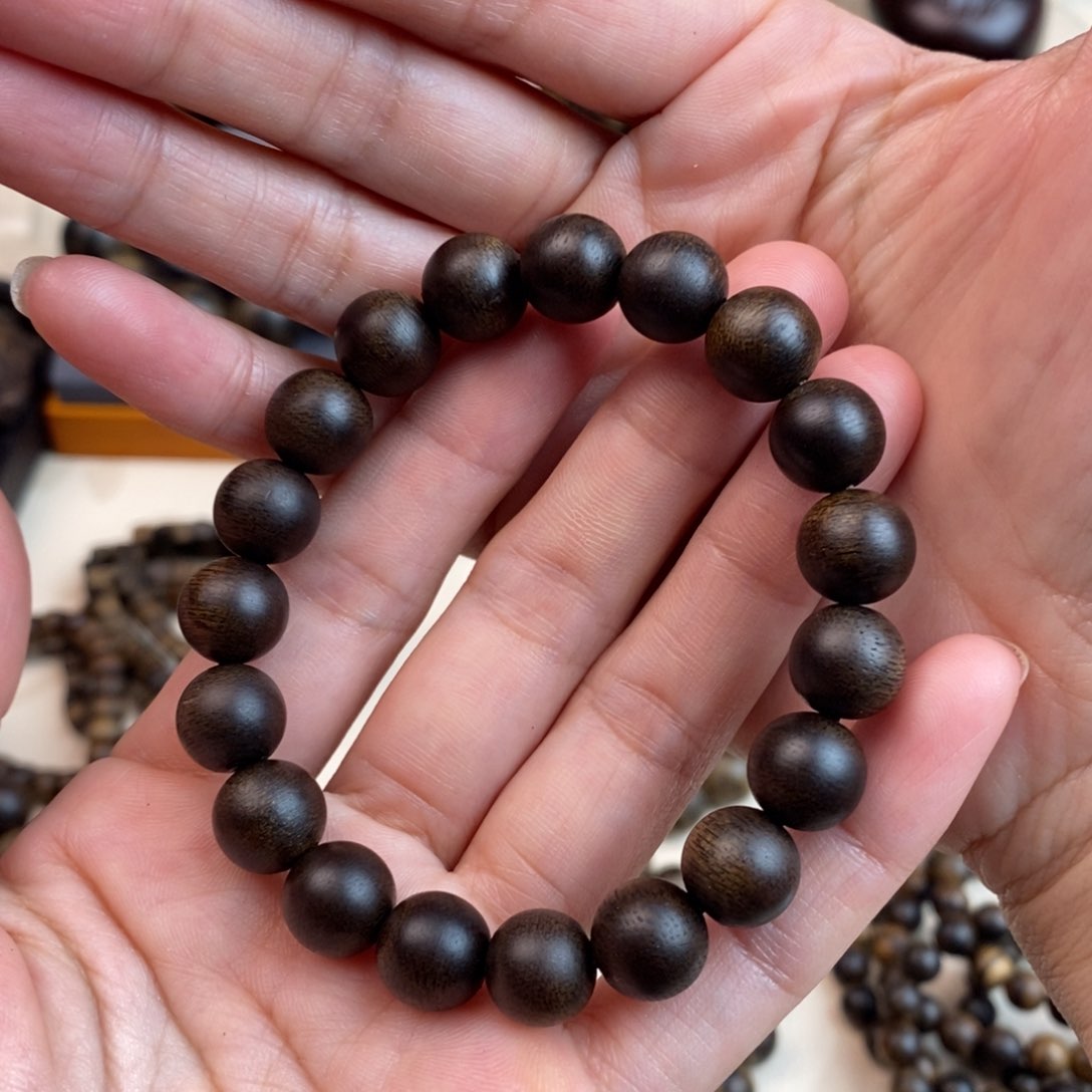手串沉香木老**拳越南富森红土1.0
