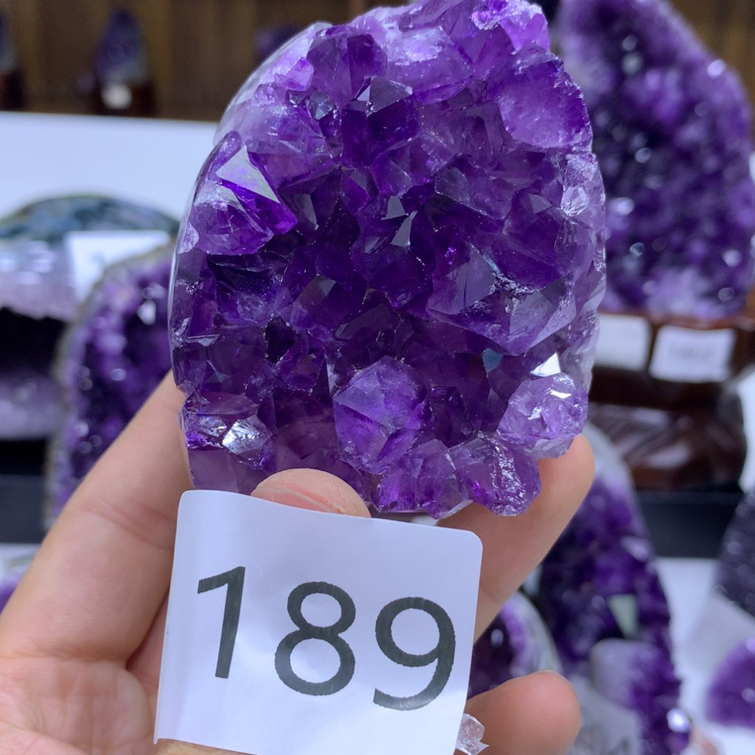 未镶嵌紫晶大型摆件（非配饰）189