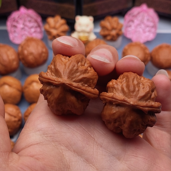 文玩核桃把件赤龙粗筋