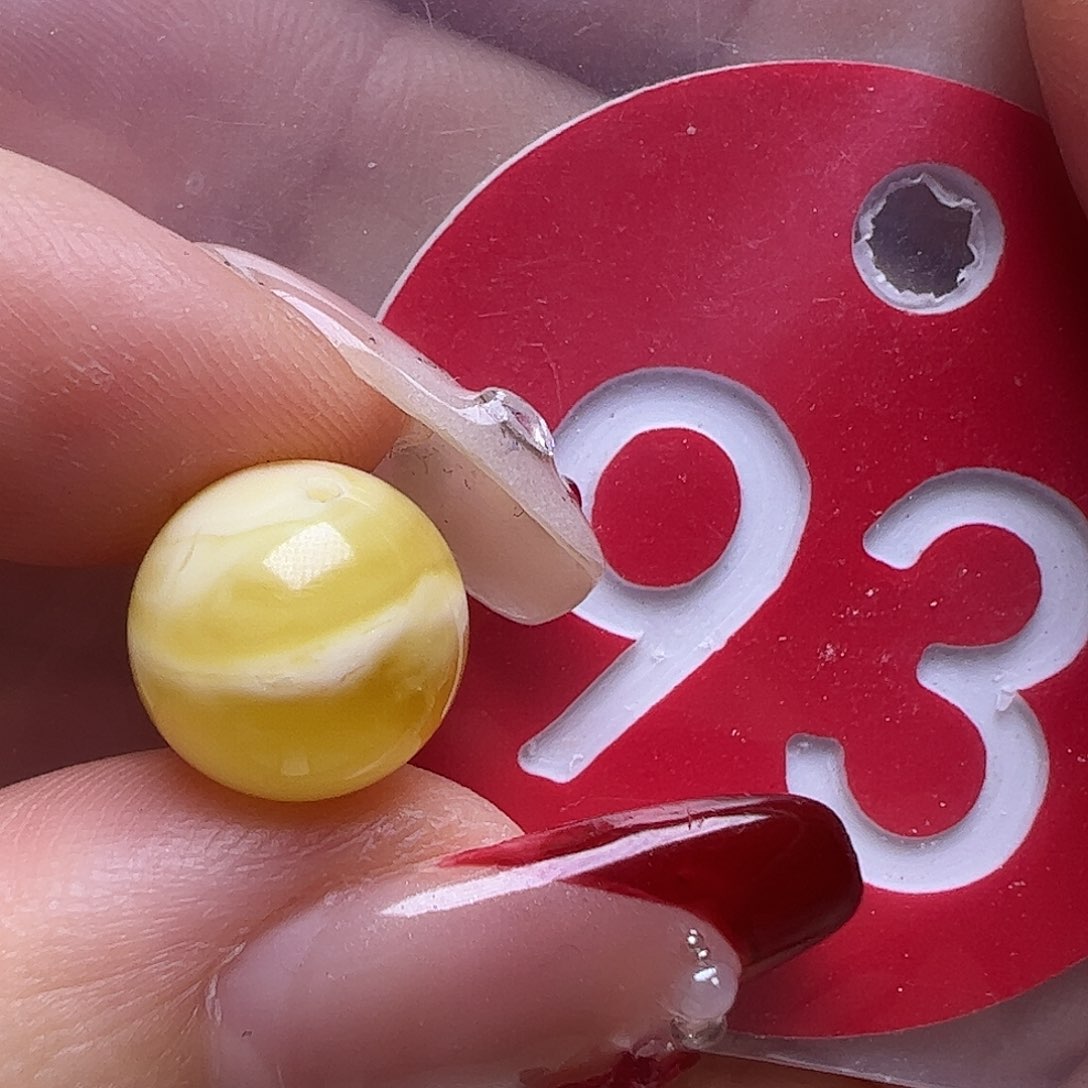 蜜蜡未镶嵌珠宝奇石正****备10mm圆珠