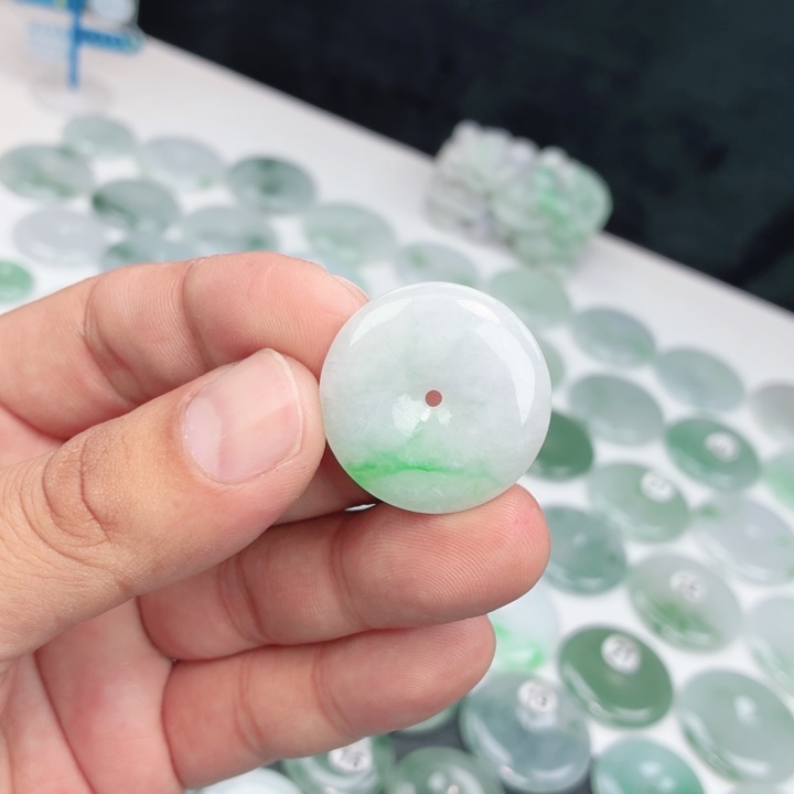 翡翠未镶嵌颈饰缅甸天然A货翡翠27.8-5.5