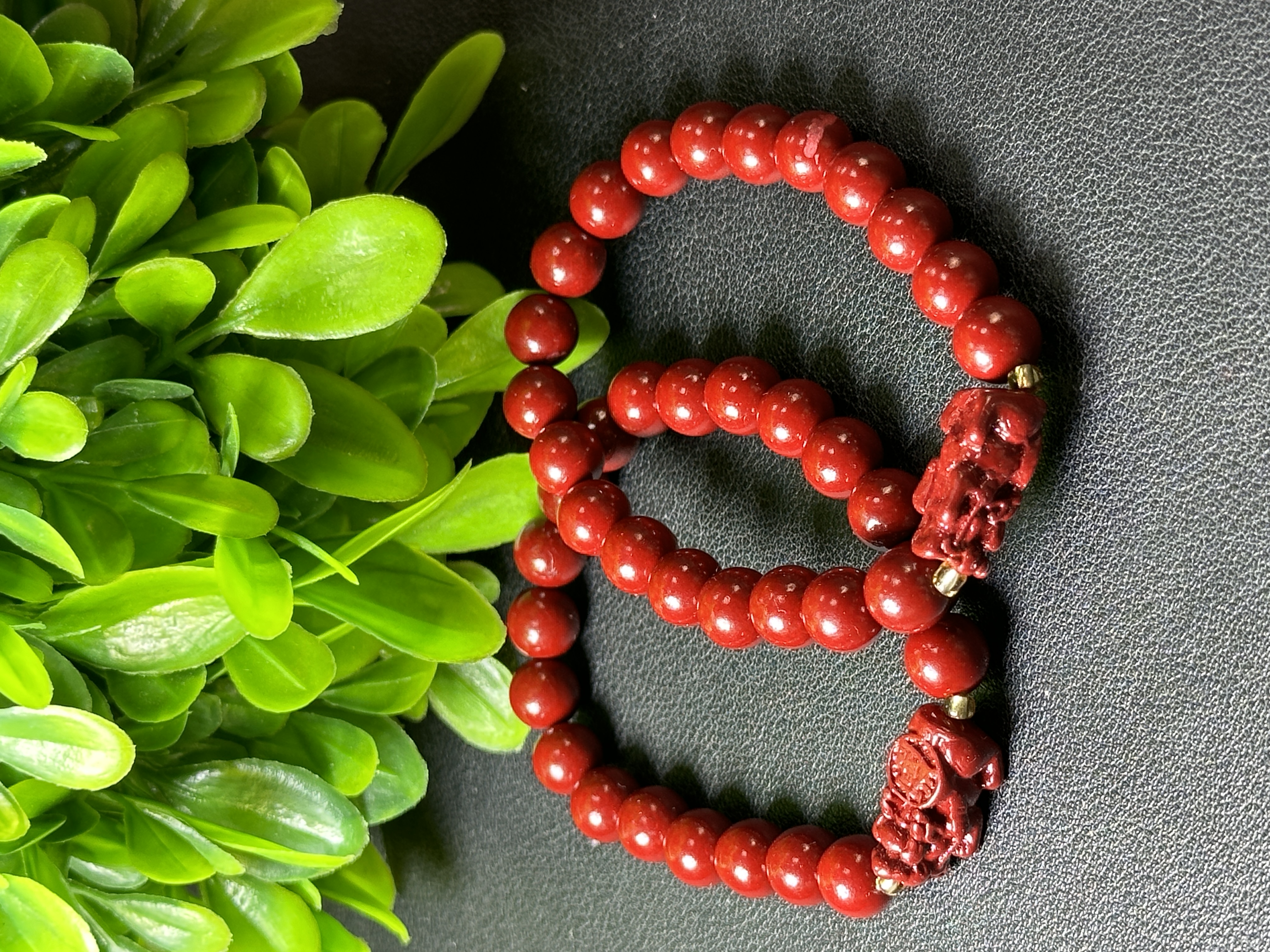 含辰砂工艺品（华彩天诚珠宝）A5290含辰砂朱砂貔貅手串