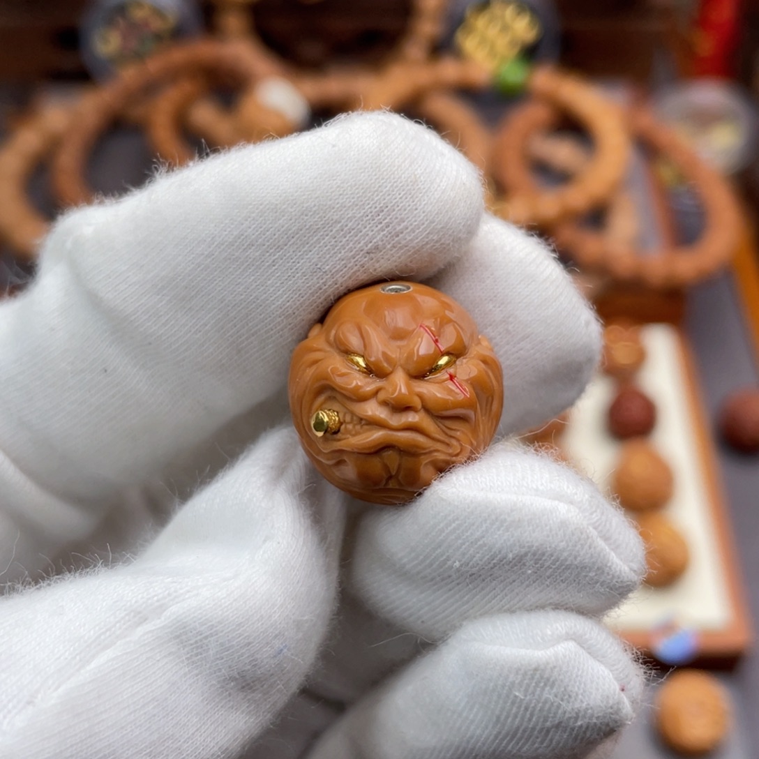 五***半猴头核桃吊坠拽爷烟鬼