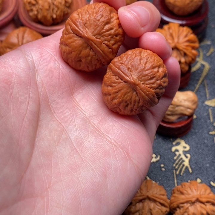 文玩核桃吊坠麒麟磨