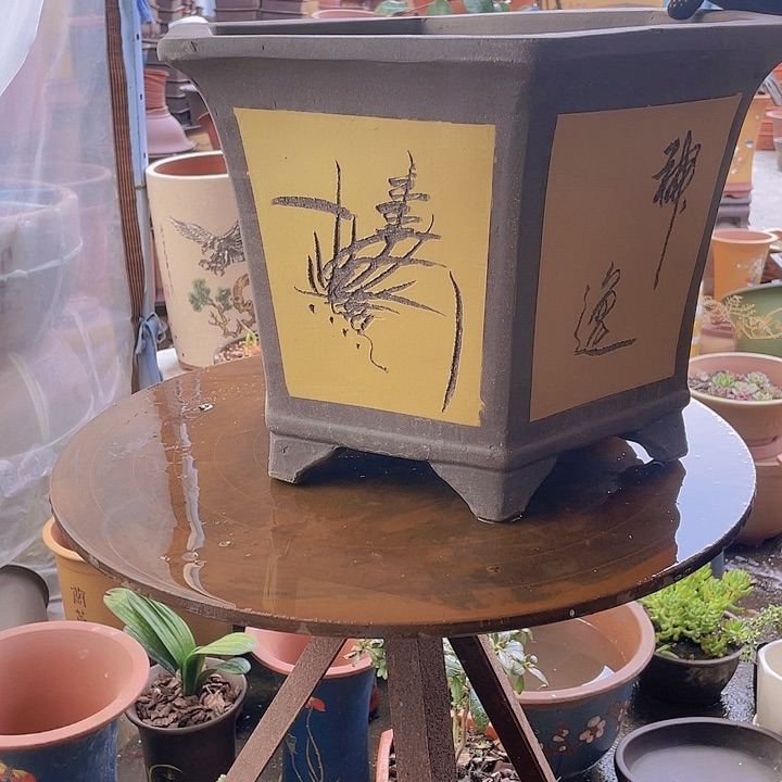 宜兴紫砂花盆40黄六方