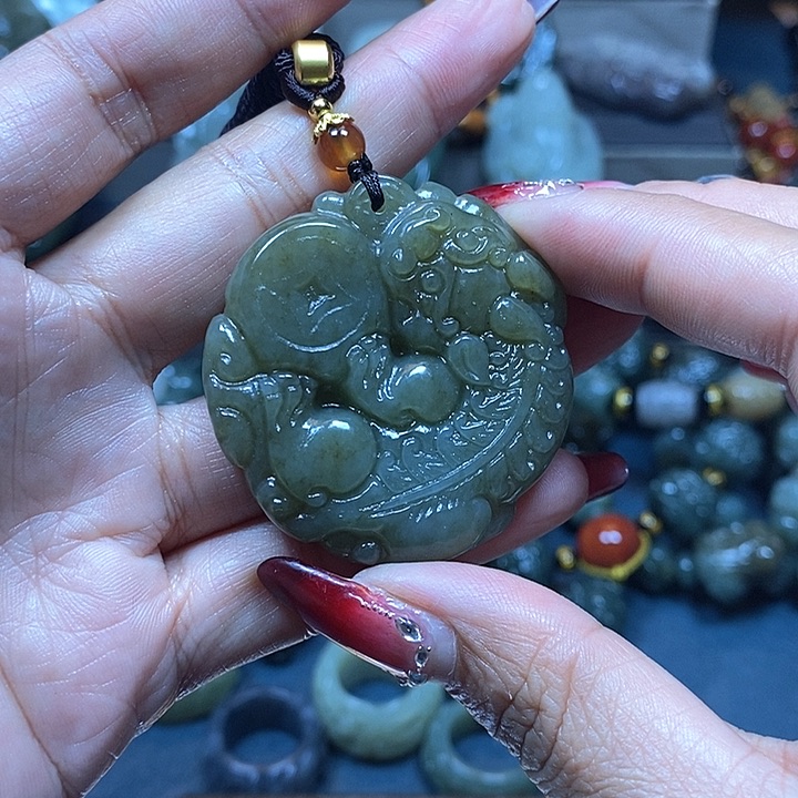 和田玉挂件未镶嵌