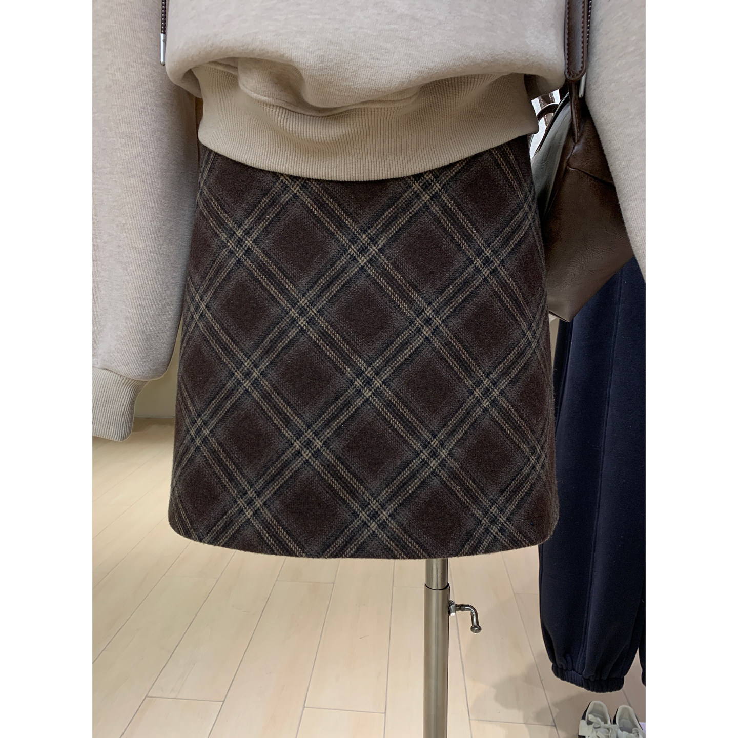 复古英伦风羊毛厚料半身裙双版格纹磨毛质感呢裙高腰包臀A字短裙