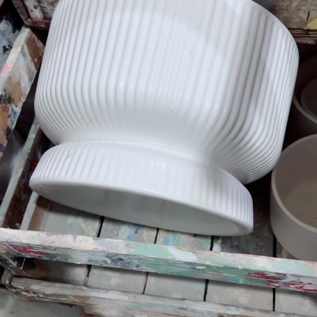 有孔，陶瓷花盆满10米包邮发货