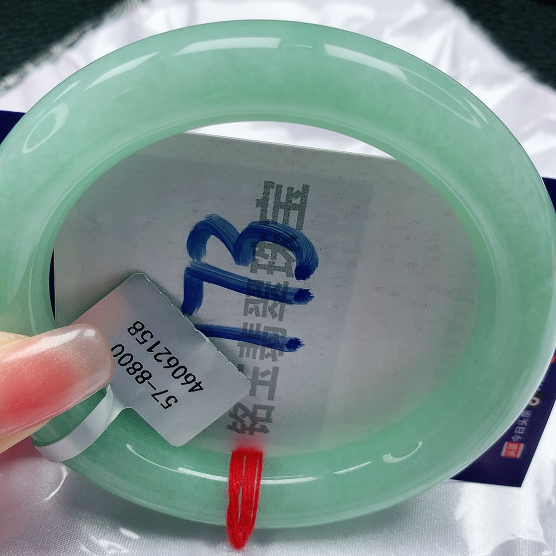 翡翠手镯未镶嵌缅甸天然a货翡翠