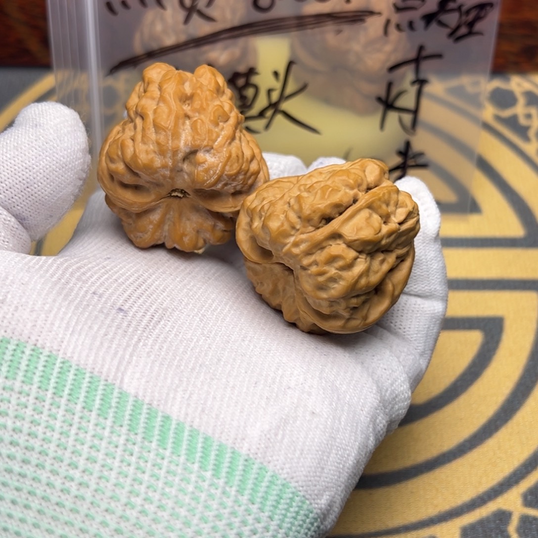 禅***把件文玩核桃蛤蟆头