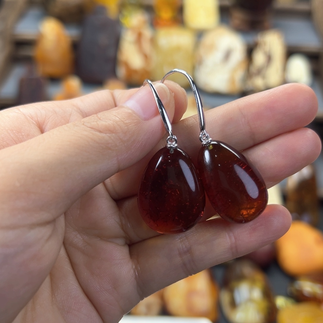 琥珀裸石未镶嵌琥珀