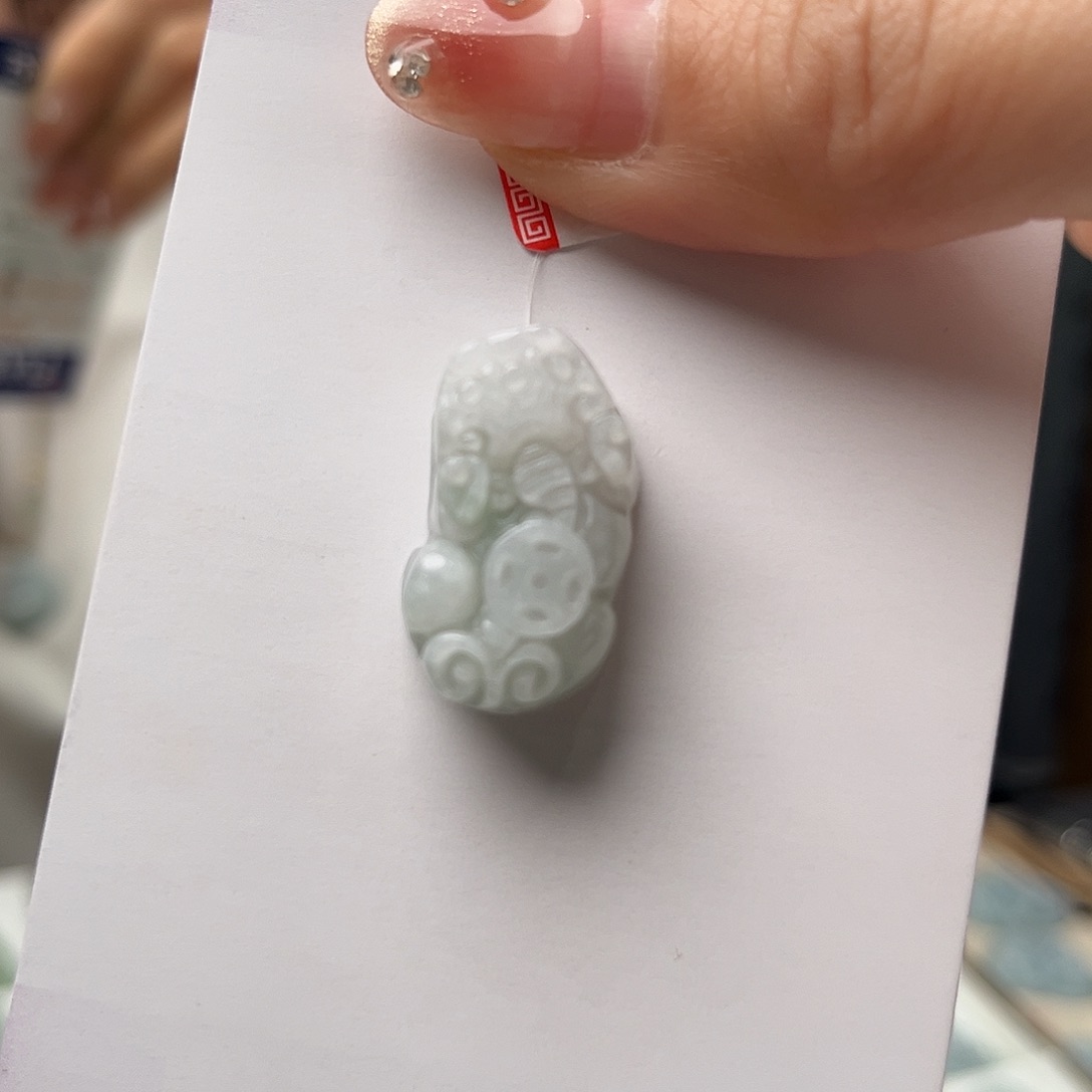 翡翠颈饰未镶嵌貔貅