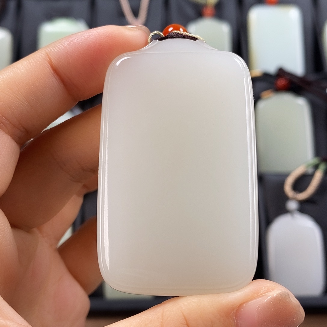 北***北和田玉未镶嵌颈饰