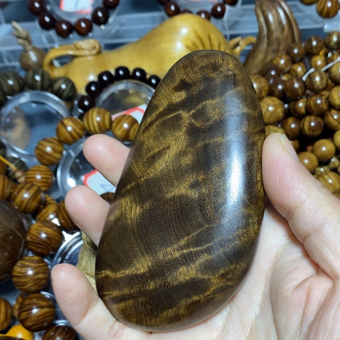 金丝楠木雕工艺品