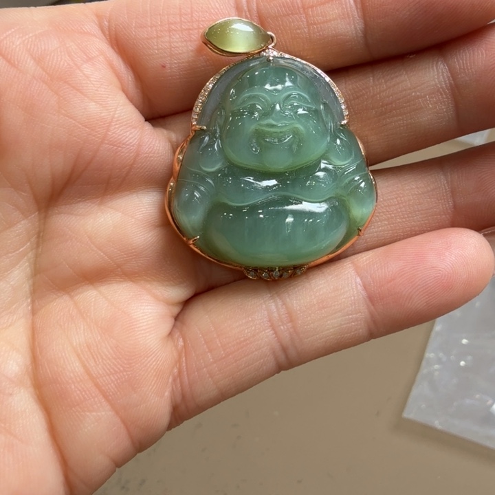 和田玉（碧玉）18K金镶嵌颈饰