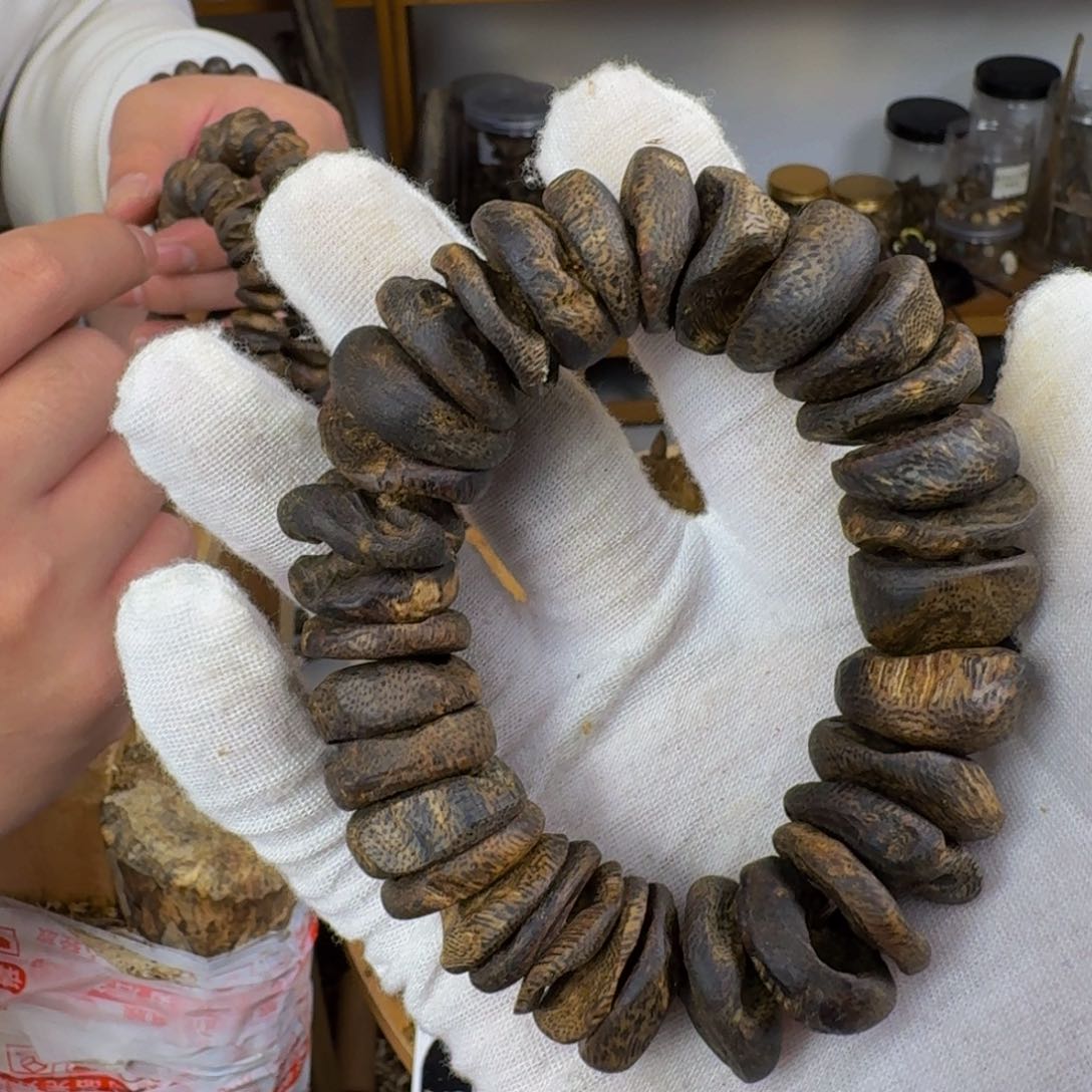 沉香沉香碎屑陌**雨白棋包壳99油44克