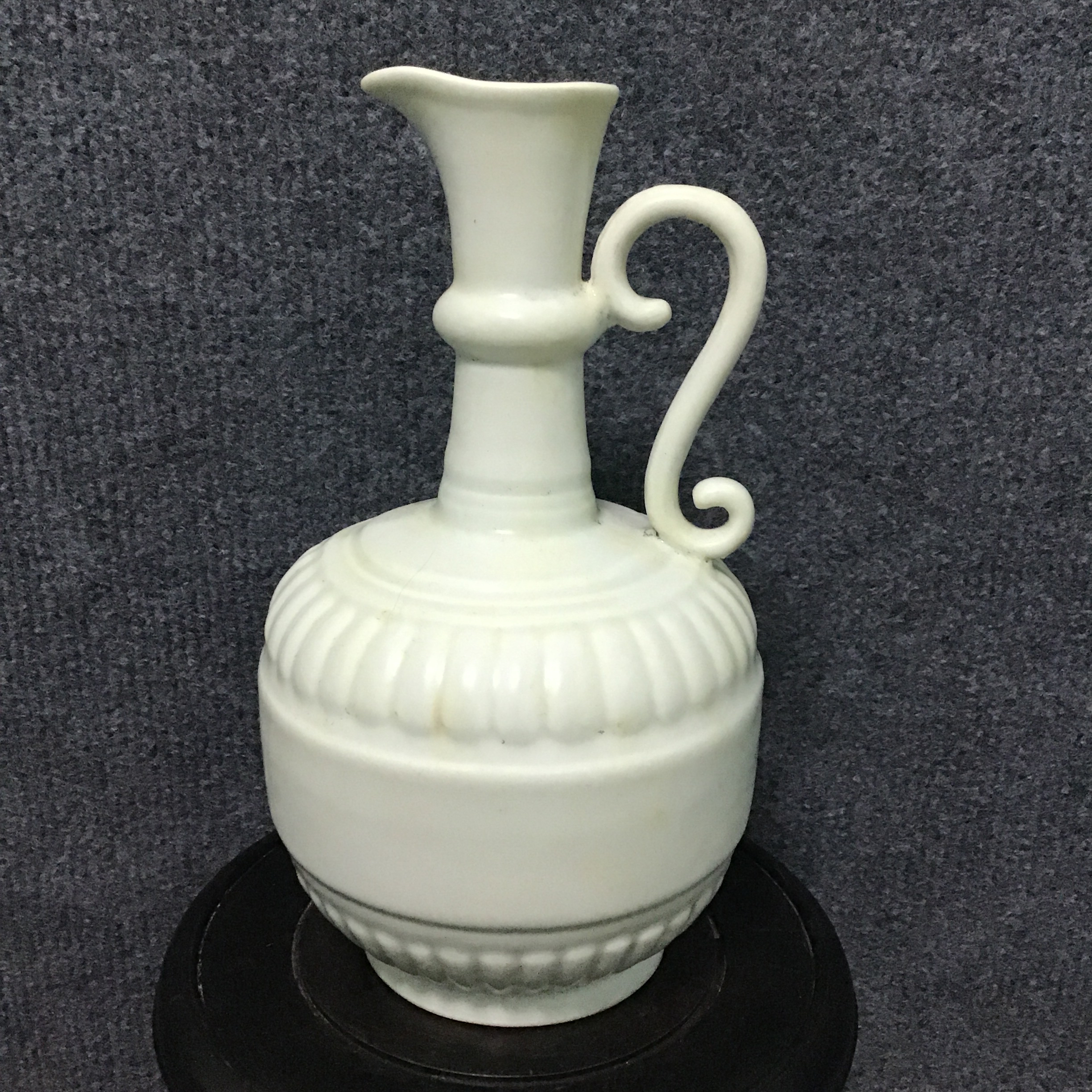 陶瓷白釉花器花浇