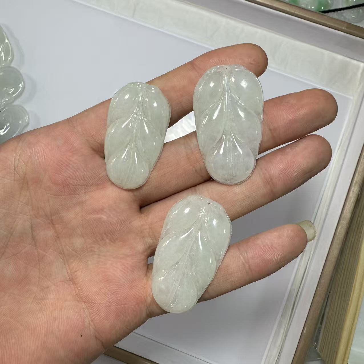 天然A货翡翠树叶吊坠-d192-多样性发一