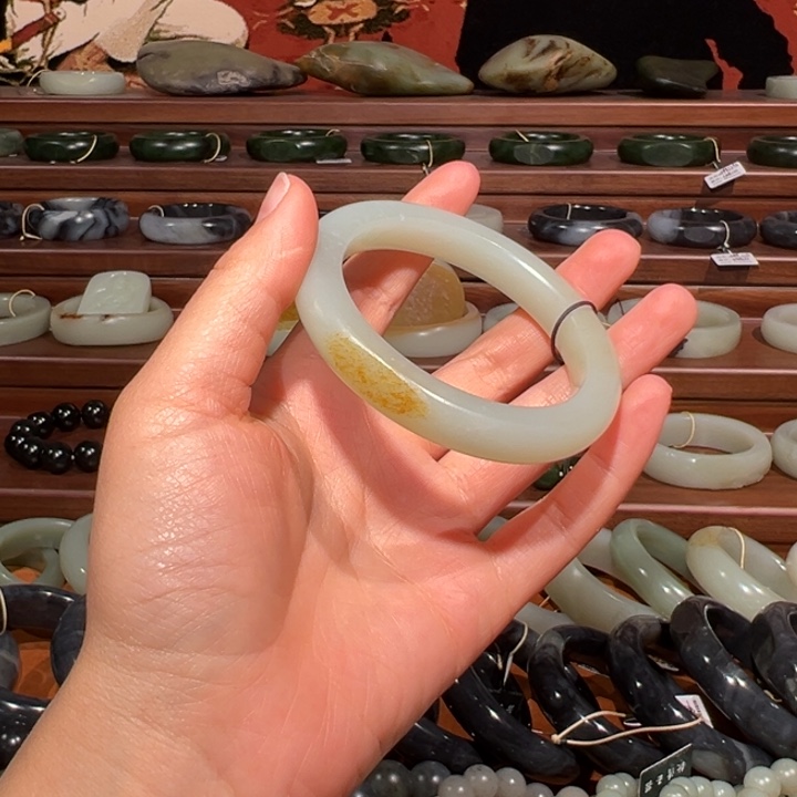 和田玉（子料）未镶嵌手镯