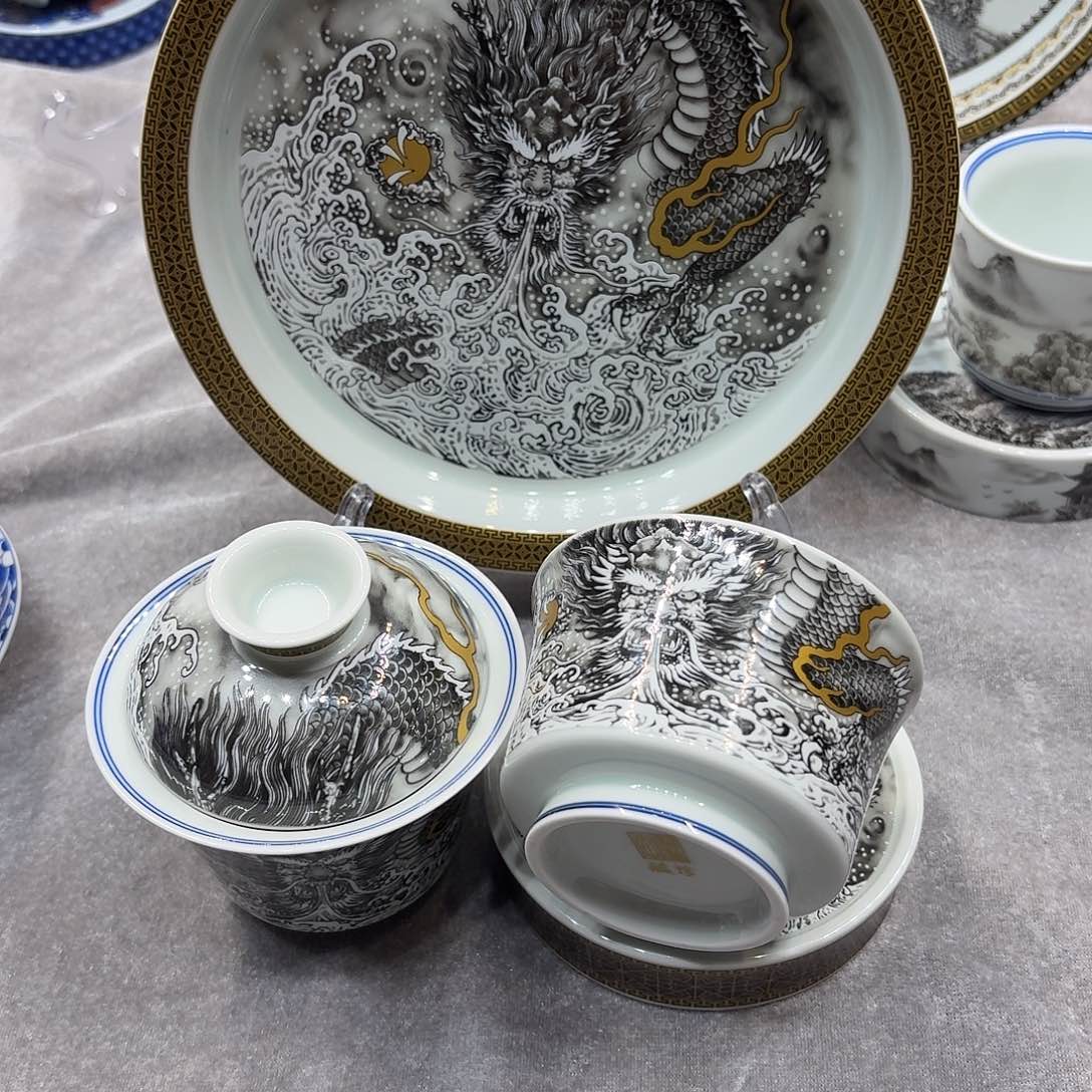 景德镇市和上海浦东新