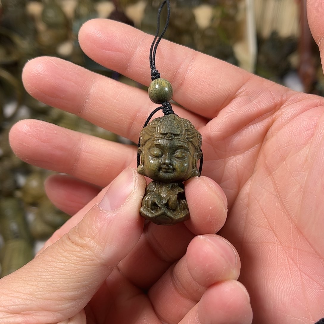 维腊木（绿檀）八*?小菩萨对应蛇