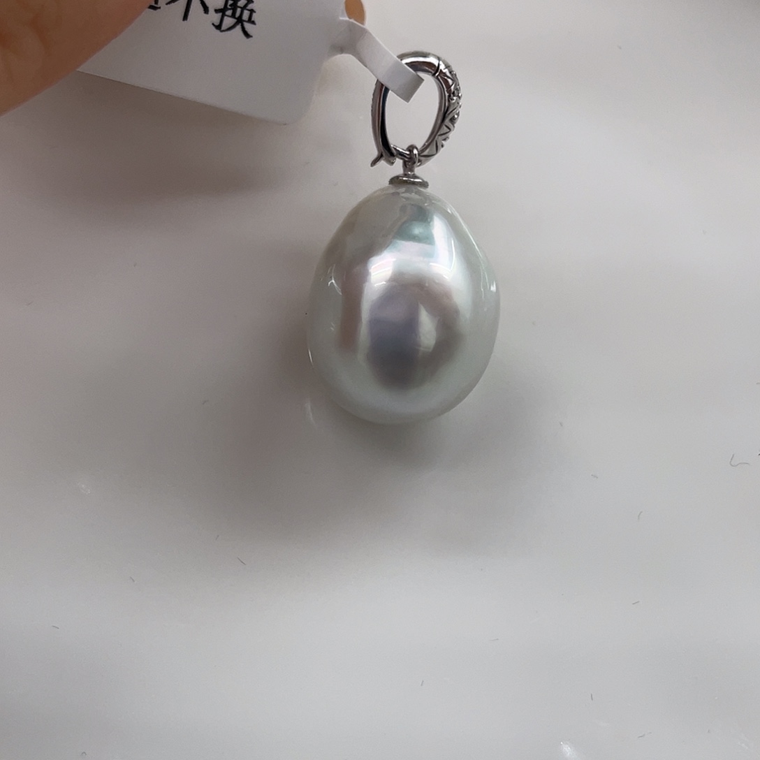 14K金镶嵌颈饰海水珍珠