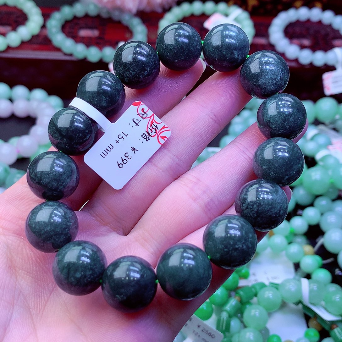 翡翠未镶嵌毛衣链