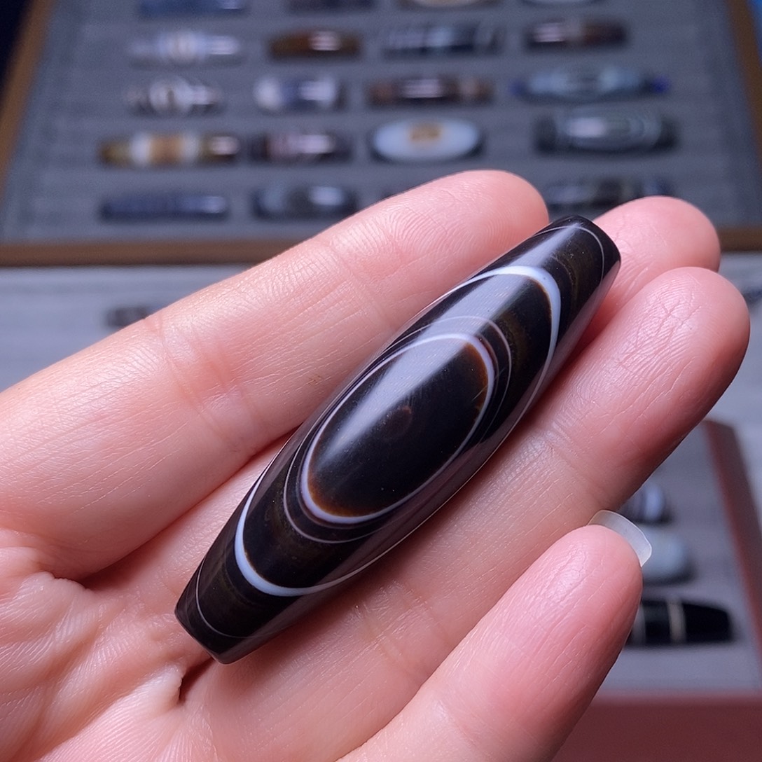 善***玛瑙/玉髓未镶嵌颈饰