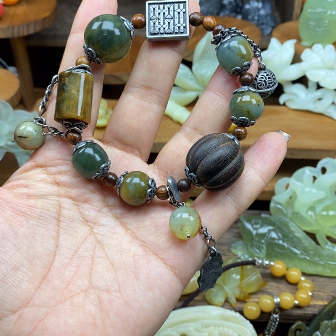 富***儿蛇纹石玉未镶嵌吊坠(赠链)