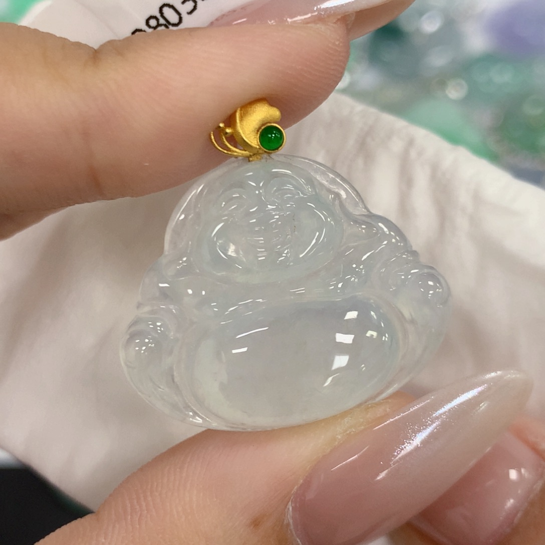 颈饰18K金镶嵌翡翠