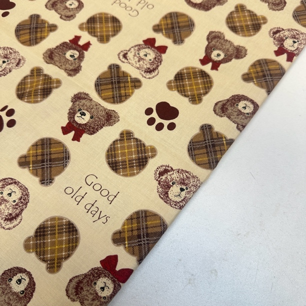 H1422 外来品牌棉布，一码=90*110cm，拍一件是一码