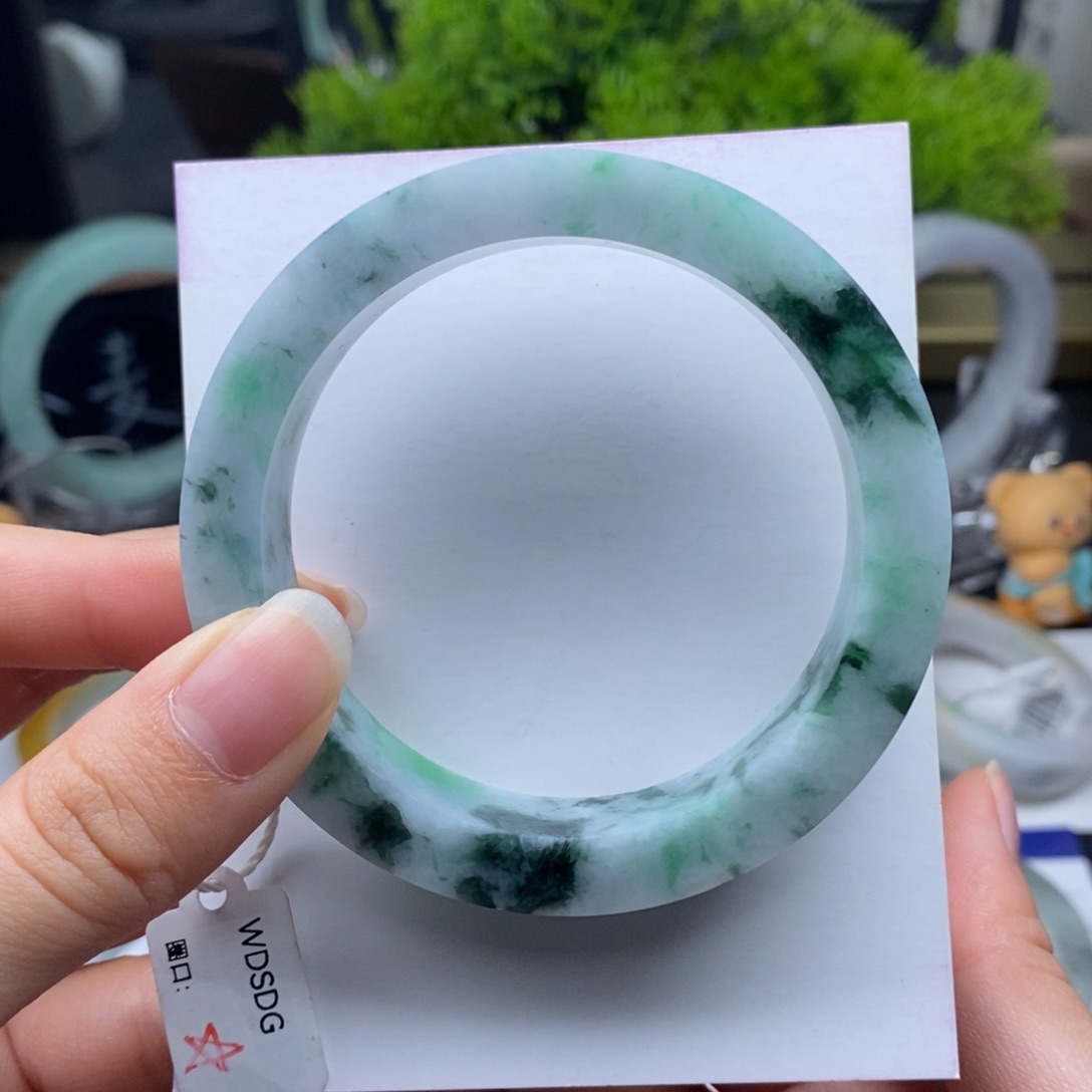 未镶嵌手镯定制翡翠超满飘花正圈