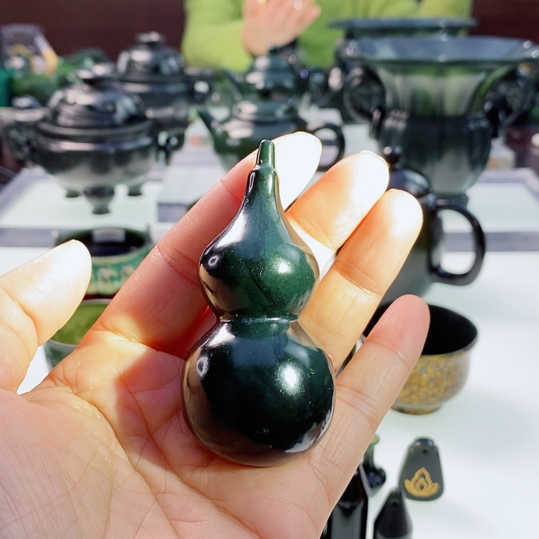 和田玉（青玉）摆件未镶嵌