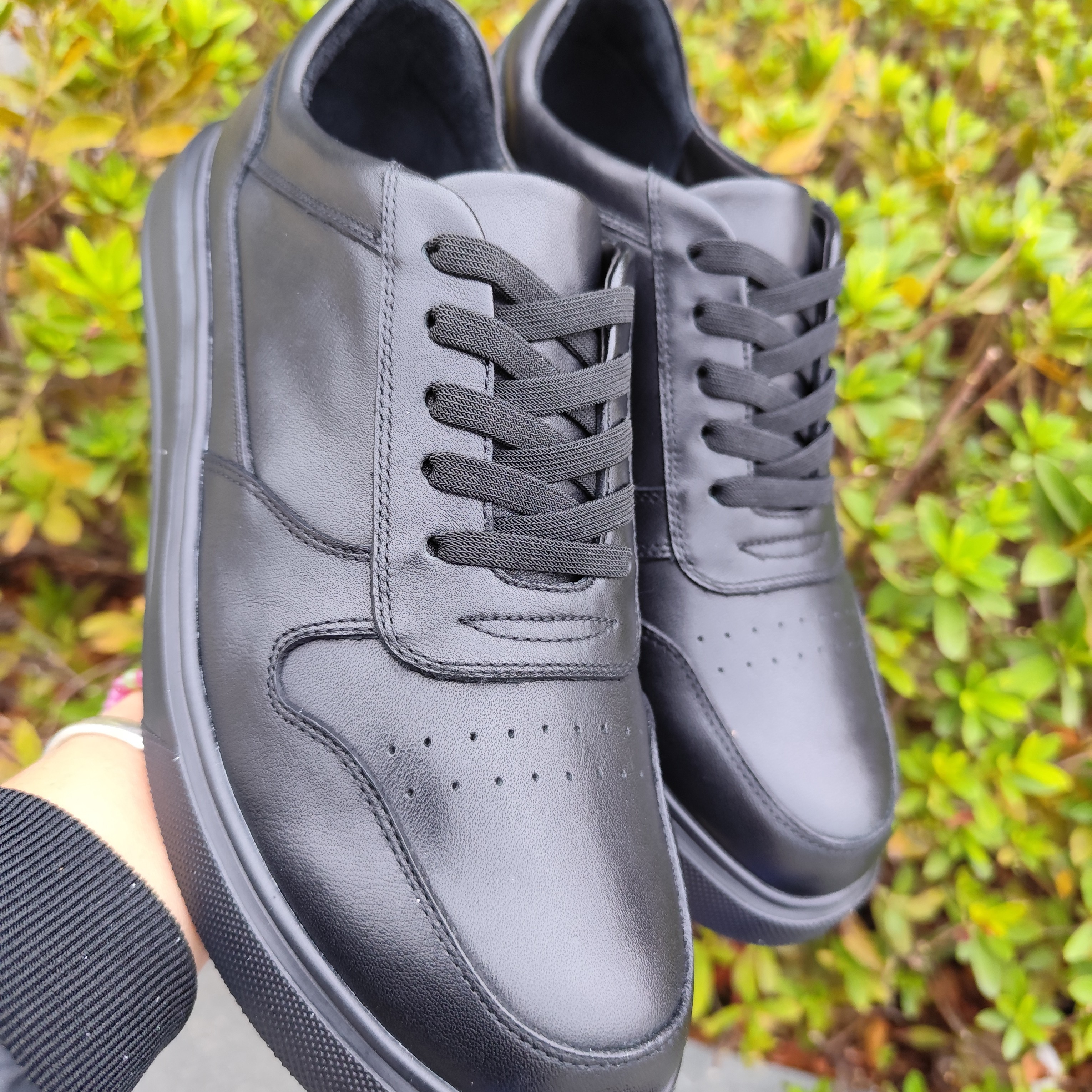 男士空军四季潮流舒适时尚休闲运动百搭鞋系带透气经典黑色鞋子