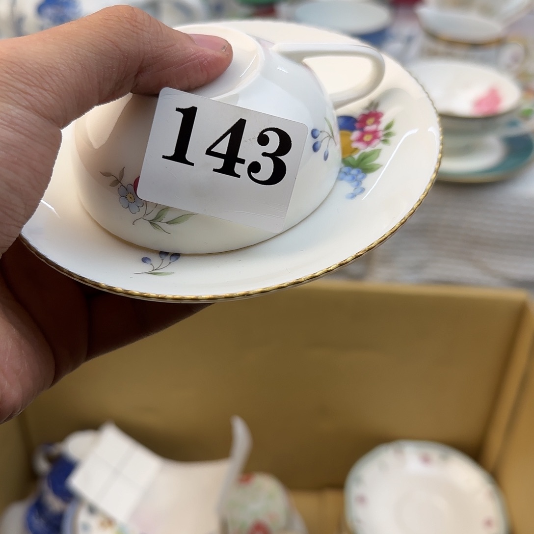 茶盏是*啊我的小姐姐们都是我的小可爱们都是我的